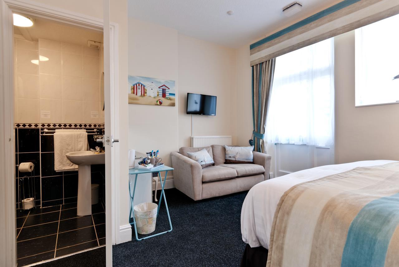 Lauriston & Lawton Court Hotel Llandudno Bagian luar foto