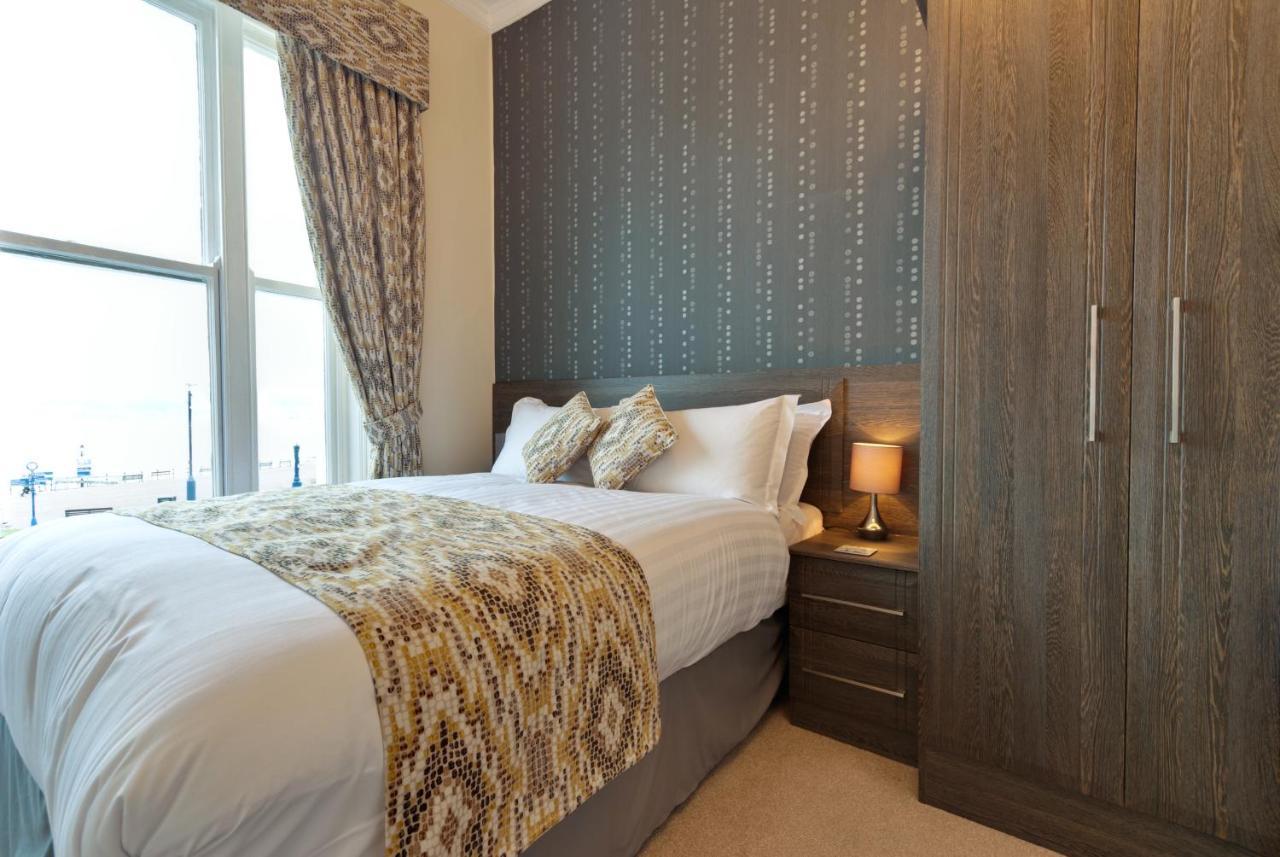 Lauriston & Lawton Court Hotel Llandudno Bagian luar foto