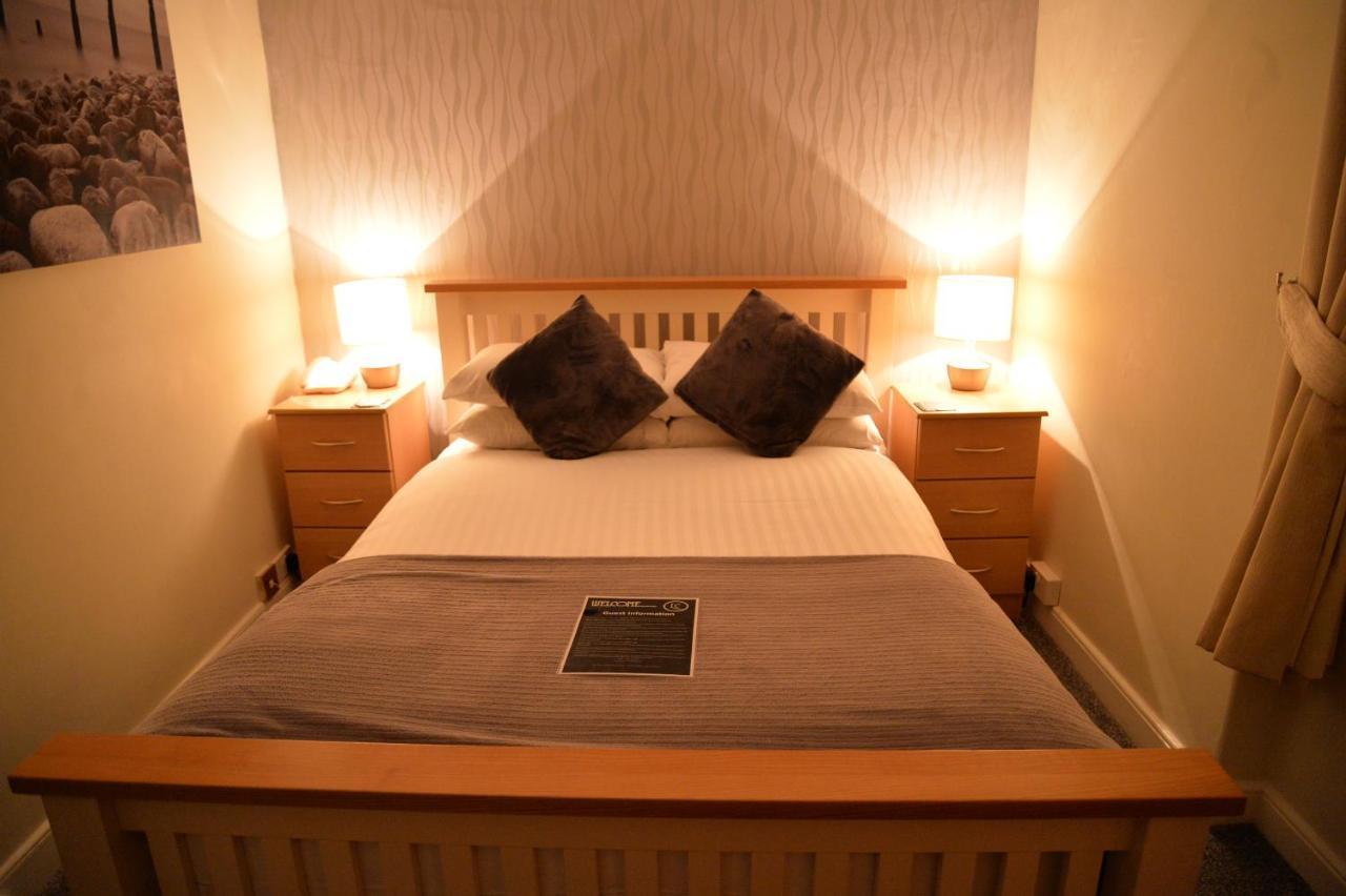 Lauriston & Lawton Court Hotel Llandudno Bagian luar foto
