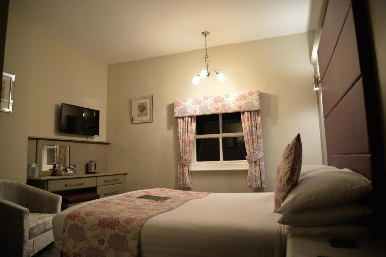 Lauriston & Lawton Court Hotel Llandudno Bagian luar foto